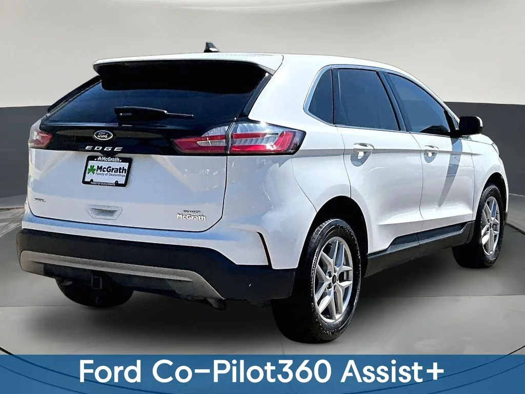 Used 2023 White Ford SEL image 8