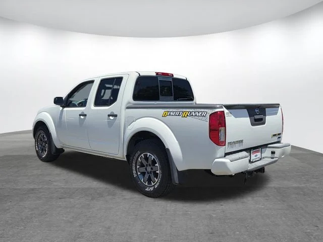 Used 2018 Glacier White Nissan SV image 6