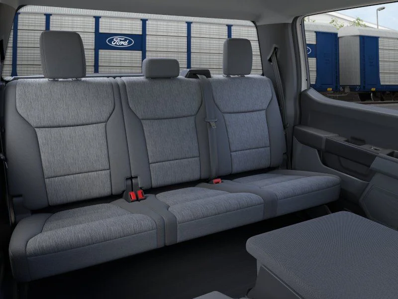 New 2026 Oxford White Ford XL image 11