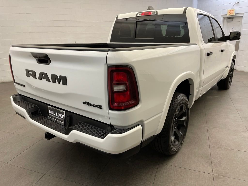 Certified Used 2025 White Ram Big Horn/Lone Star image 6