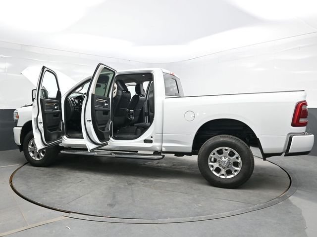 Used 2024 White Ram Laramie image 28
