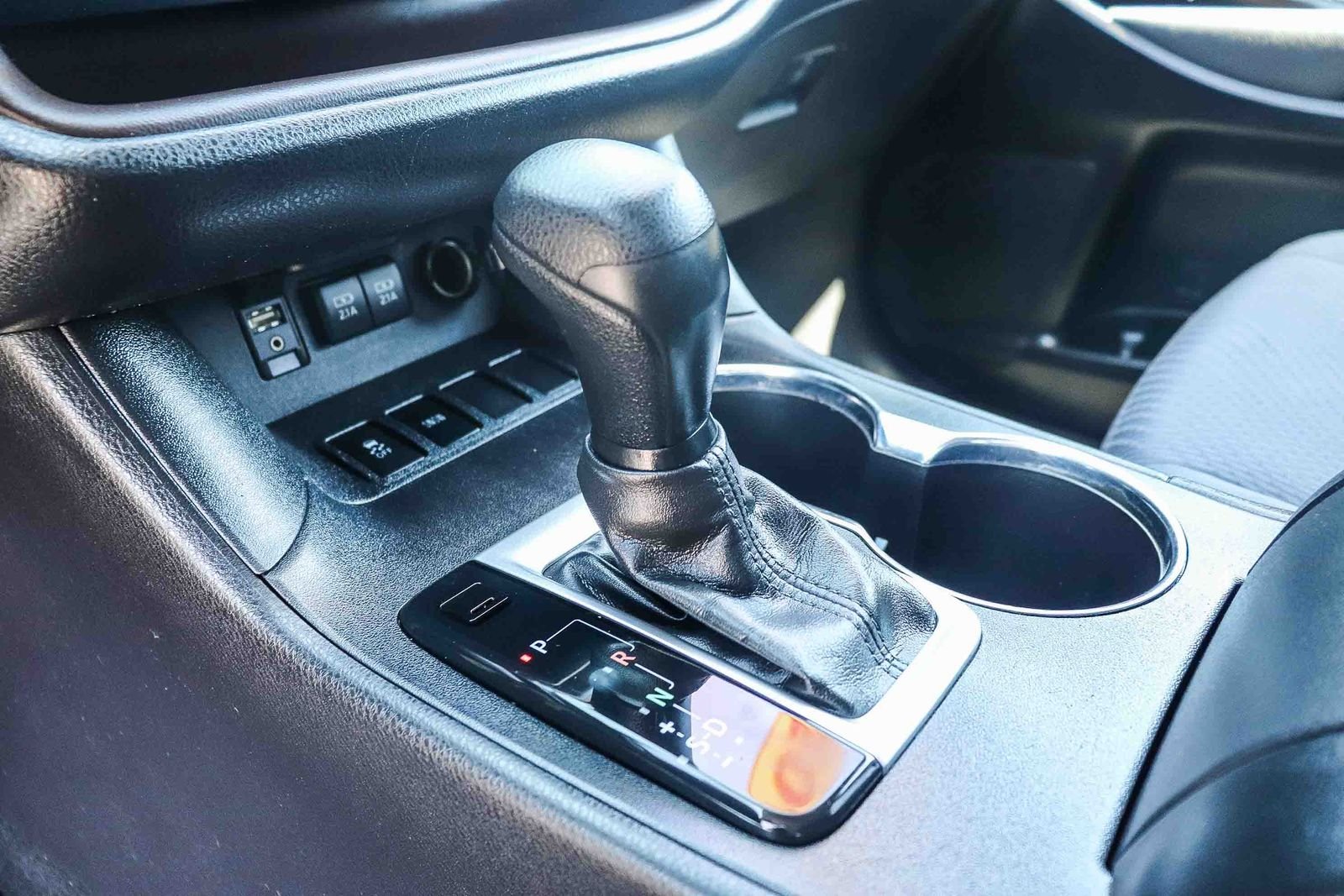 Used 2017 Celestial Silver Metallic Toyota LE image 24