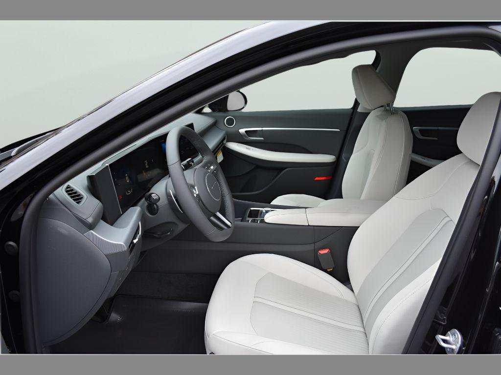 New 2026 Abyss Black Hyundai SEL Sport image 10