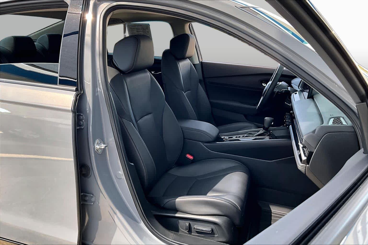 Certified Used 2025 Urban Gray Pearl Honda HYBRID EX-L image 9