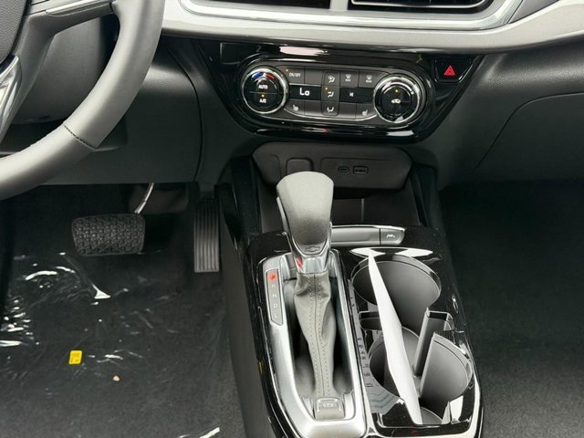 2026 Chevrolet Trax Activ - Photo 7