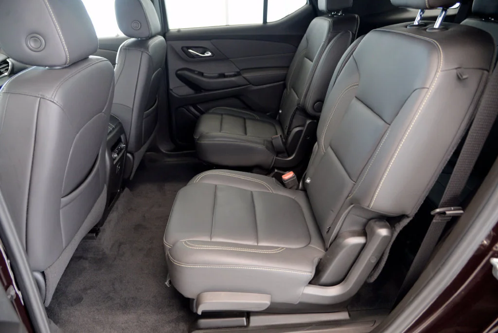 Used 2023 Black Cherry Metallic Chevrolet LT Leather image 27