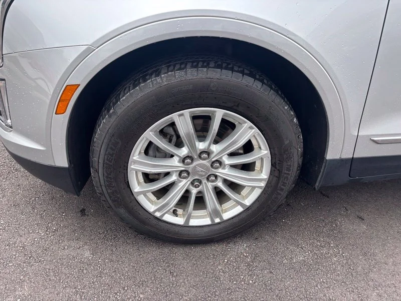 Used 2019 Silver Cadillac Base image 16
