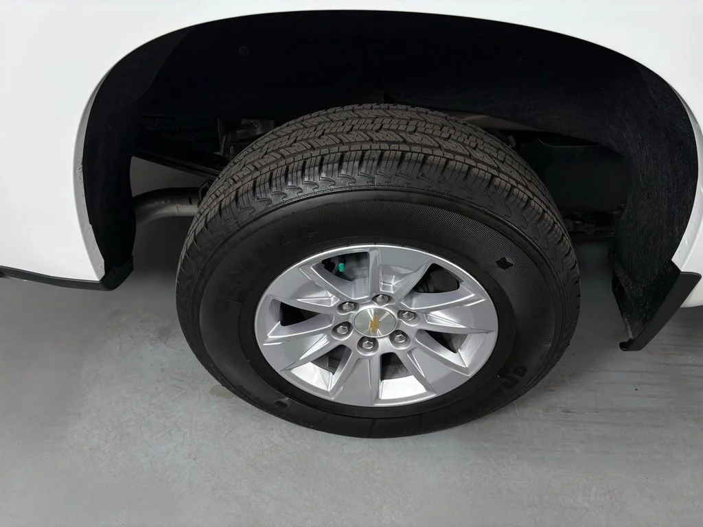 Used 2026 White Chevrolet LT image 14