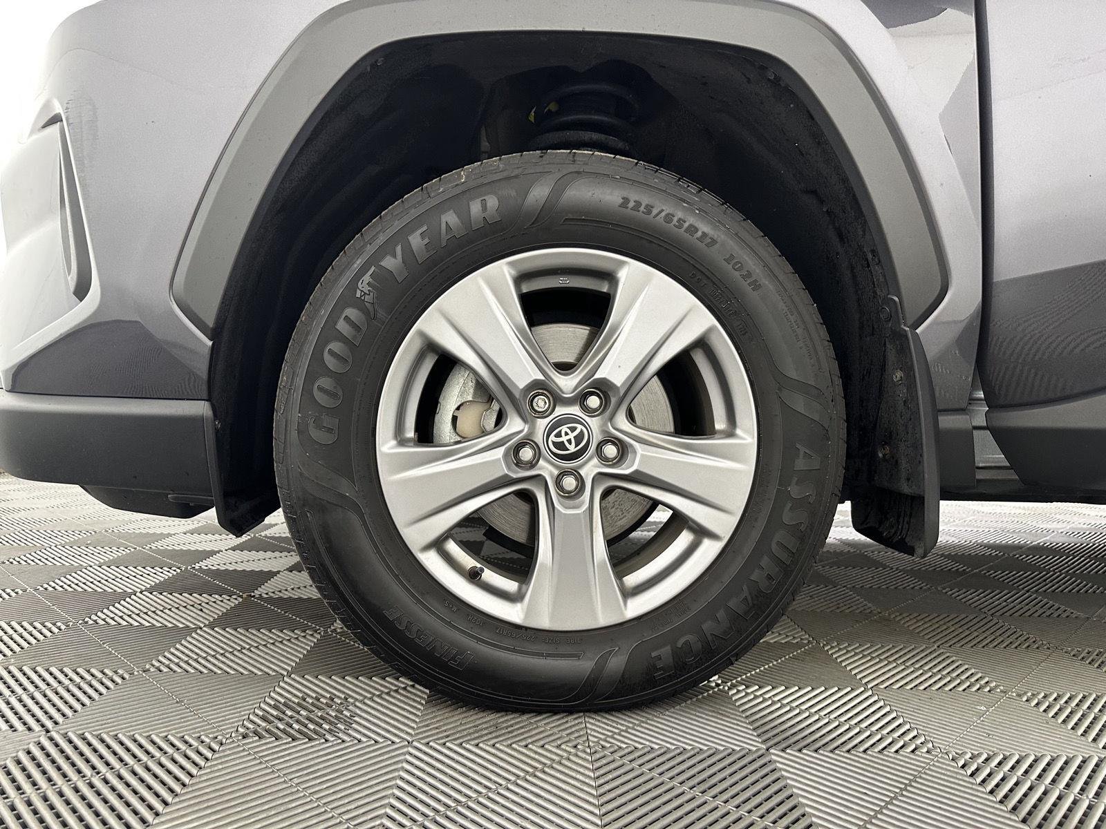 Used 2024 Magnetic Gray Metallic Toyota XLE image 17
