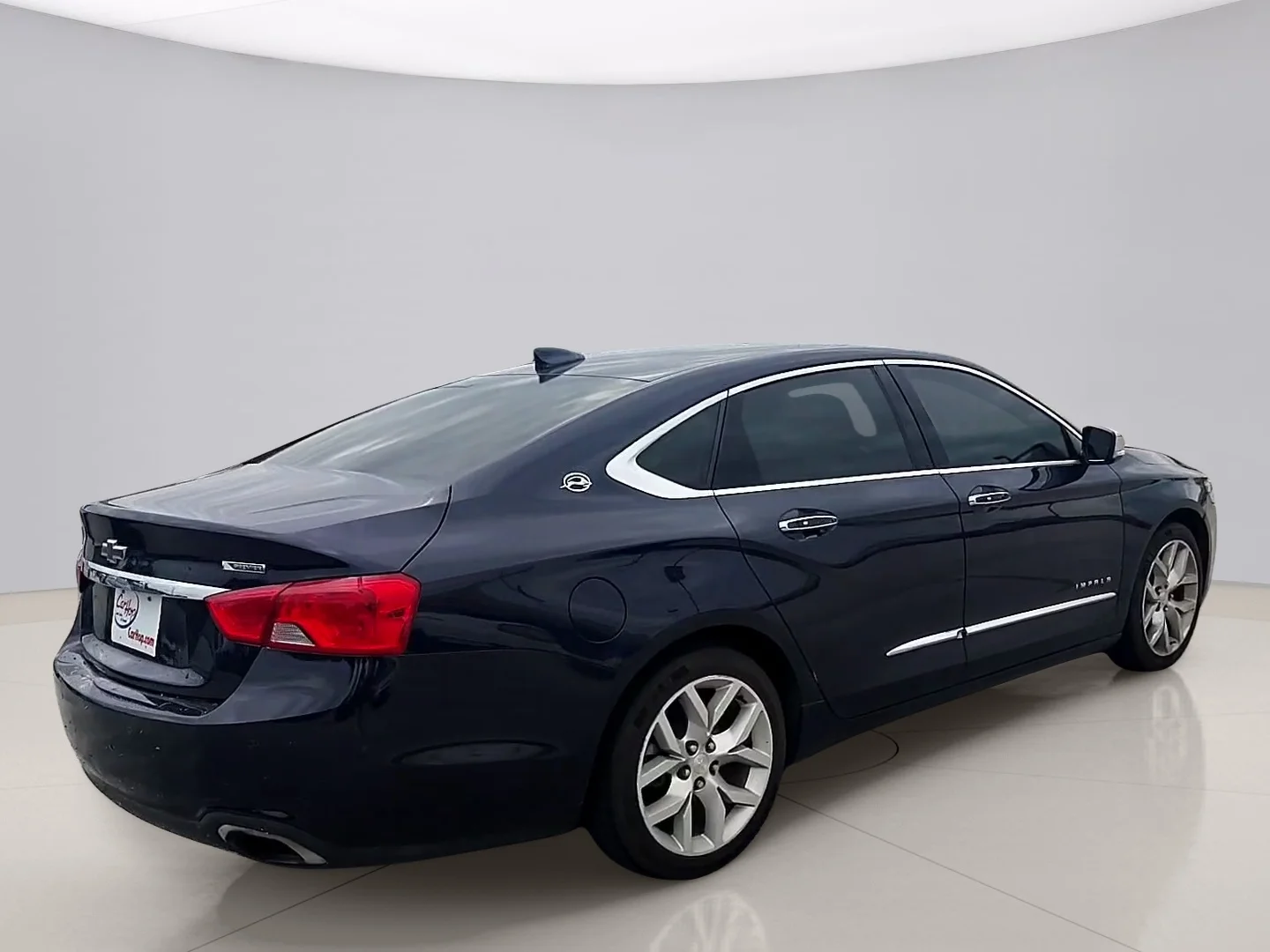 Used 2019 Blue Chevrolet LEATHER image 5