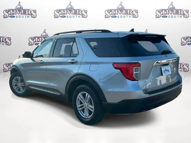 Used 2023 Silver Ford XLT image 5