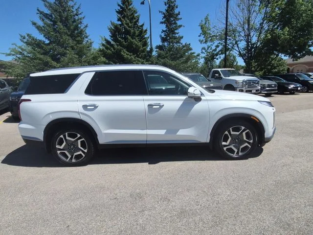 Used 2024 White Hyundai SEL image 8