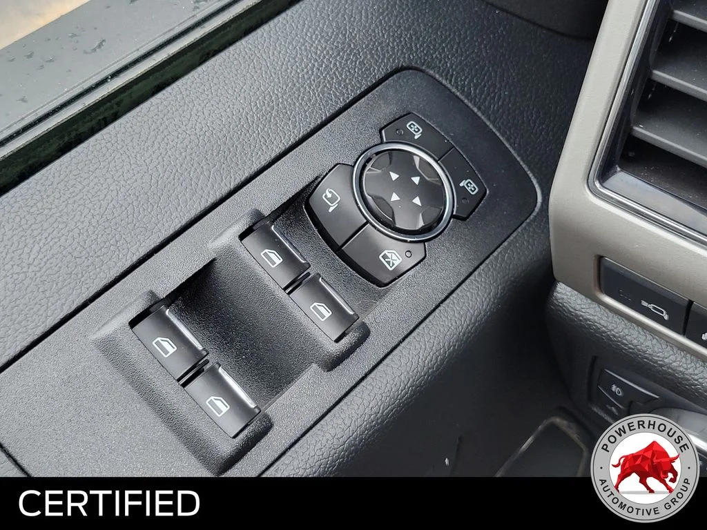 Used 2020 Silver Ford Lariat image 26