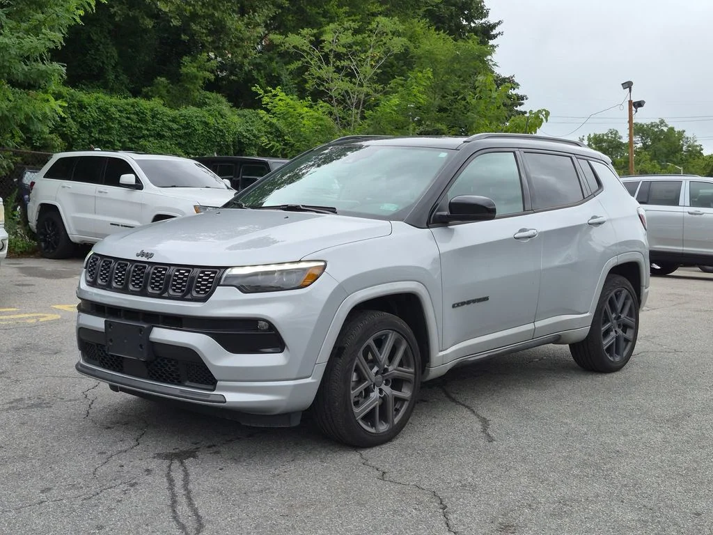 Used 2024 Black Jeep Limited image 1