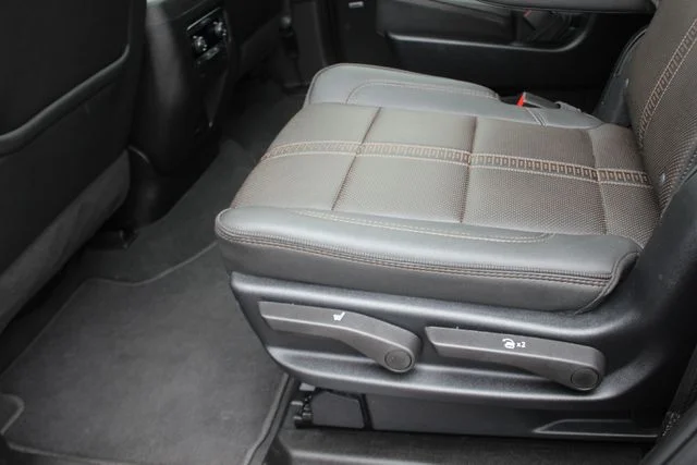 Used 2025 Black Chevrolet High Country image 26