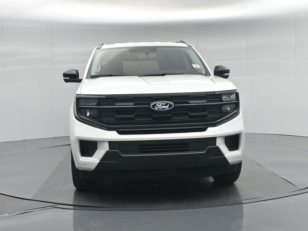 New 2027 Star White Metallic Tri-Coat Ford Active image 56