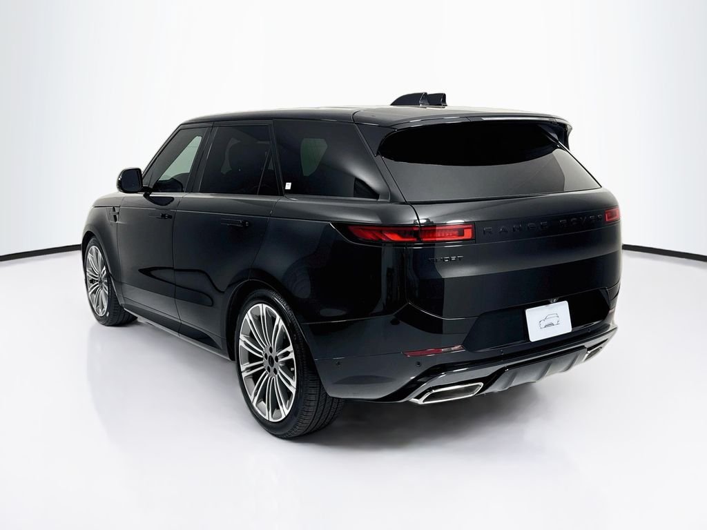 New 2026 Santorini Black Land Rover Dynamic SE image 7