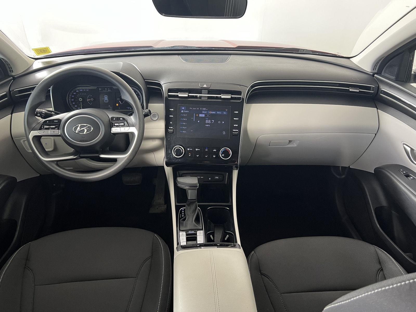 Used 2023 Calypso Red Hyundai SEL image 18