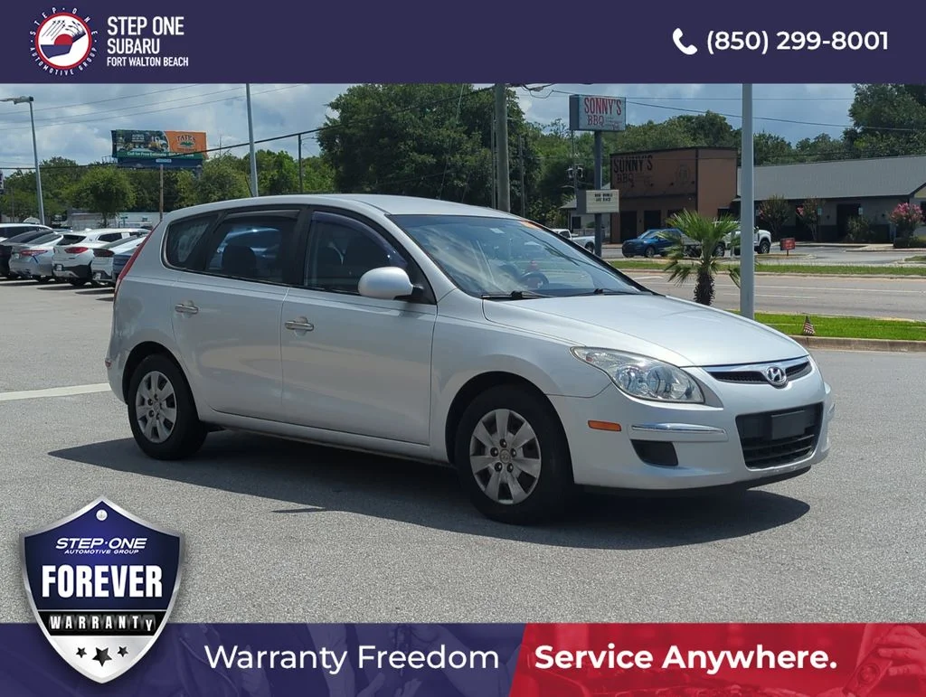 Used 2011 Silver Hyundai GLS image 9