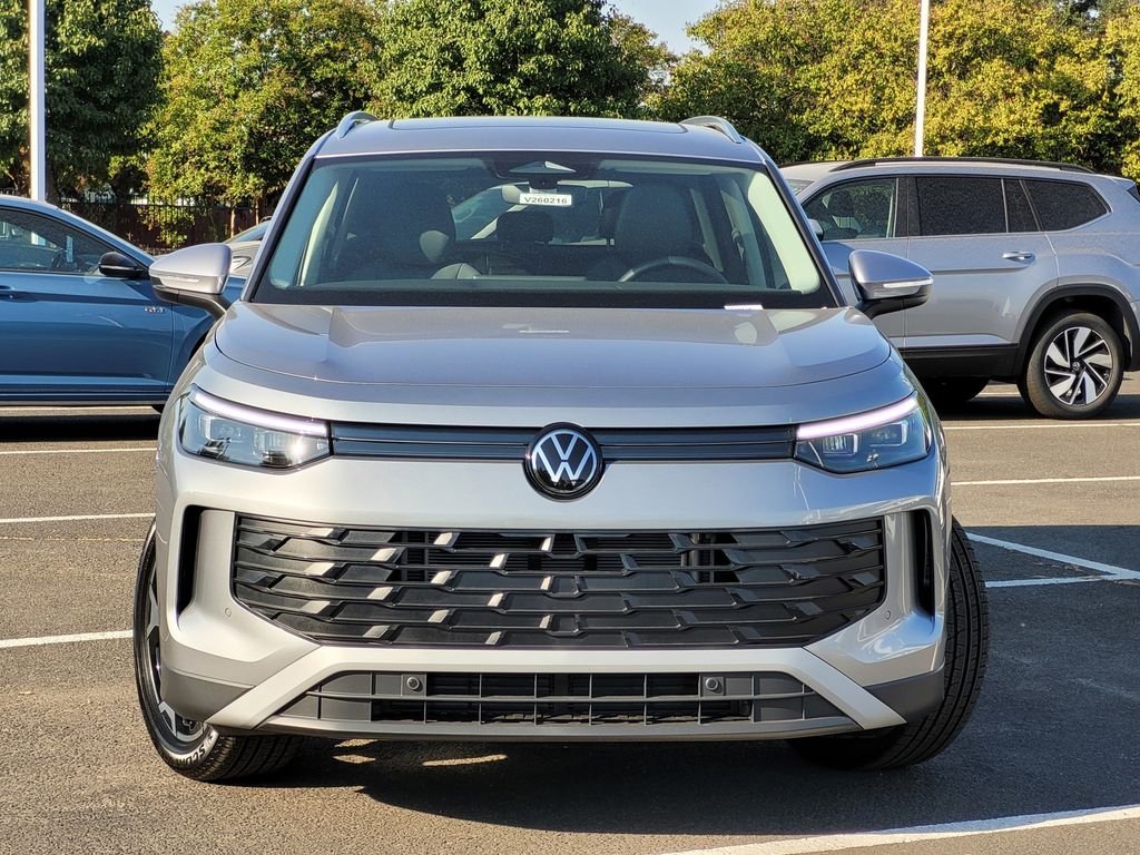 New 2026 Silver Volkswagen SE image 2