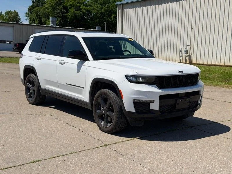 2024 Jeep Grand Cherokee L Limited 4x4's photo