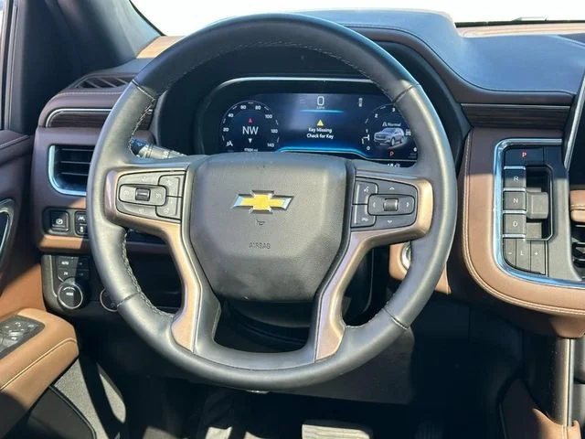 Used 2024 Iridescent Pearl Tricoat Chevrolet High Country image 42