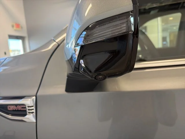 2026 GMC Yukon XL Denali - Photo 13