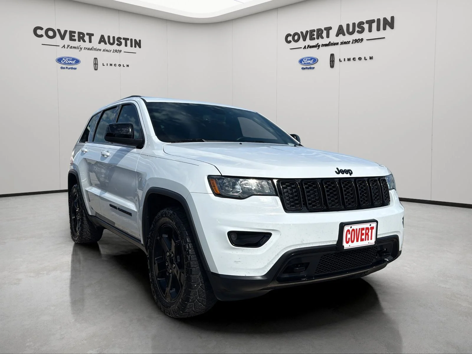 Used 2019 White Jeep Upland Edition image 7