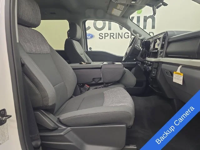 New 2026 Oxford White Ford F-250® XLT image 10