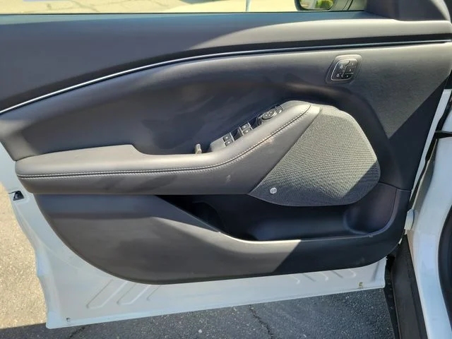 New 2026 Star White Metallic Tri-coat Ford Premium image 18