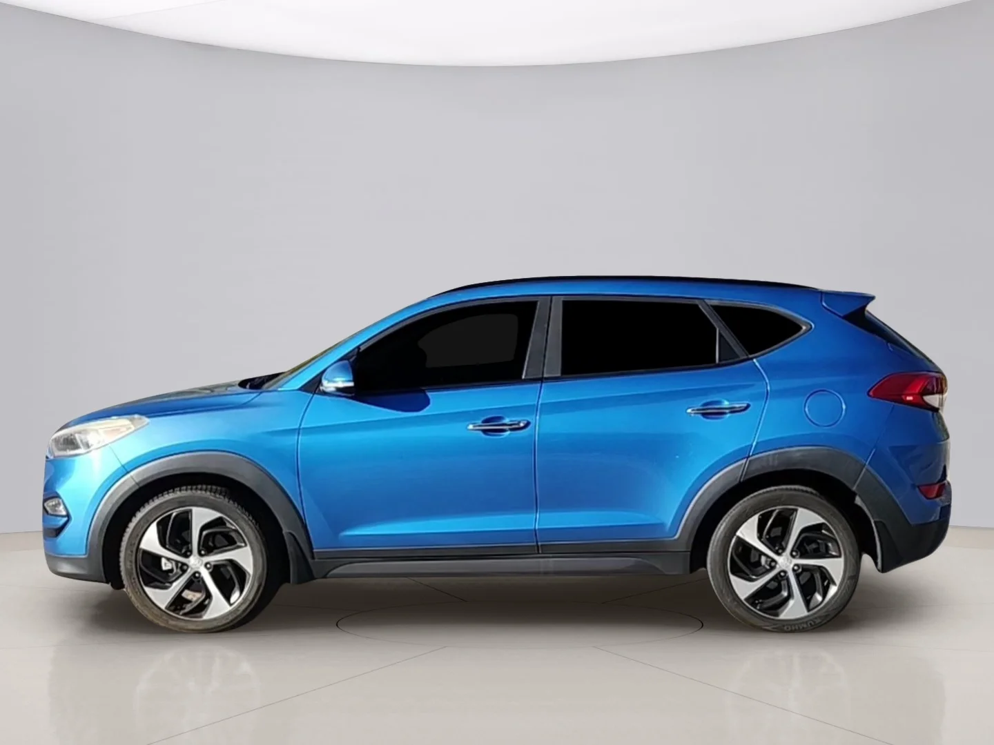 Used 2016 Blue Hyundai SPORT image 2