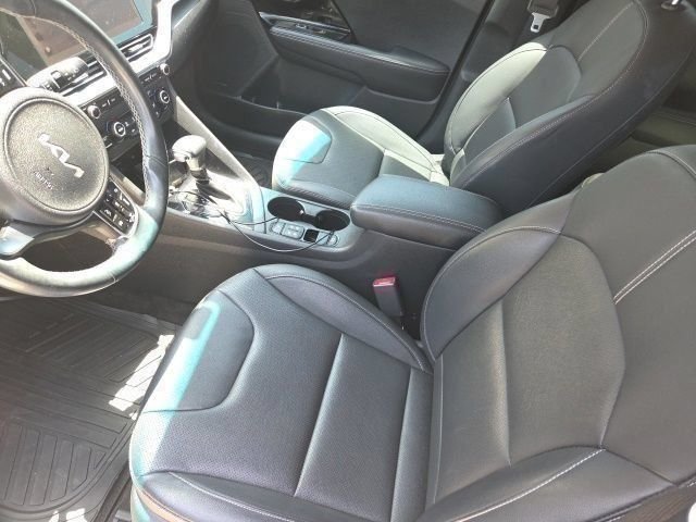 Used 2022 Blue Kia EX Premium image 7
