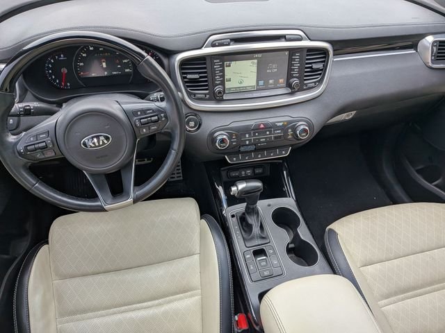 Used 2017 White Kia SX Limited image 24