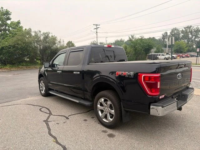 Used 2021 Blue Ford XLT image 7