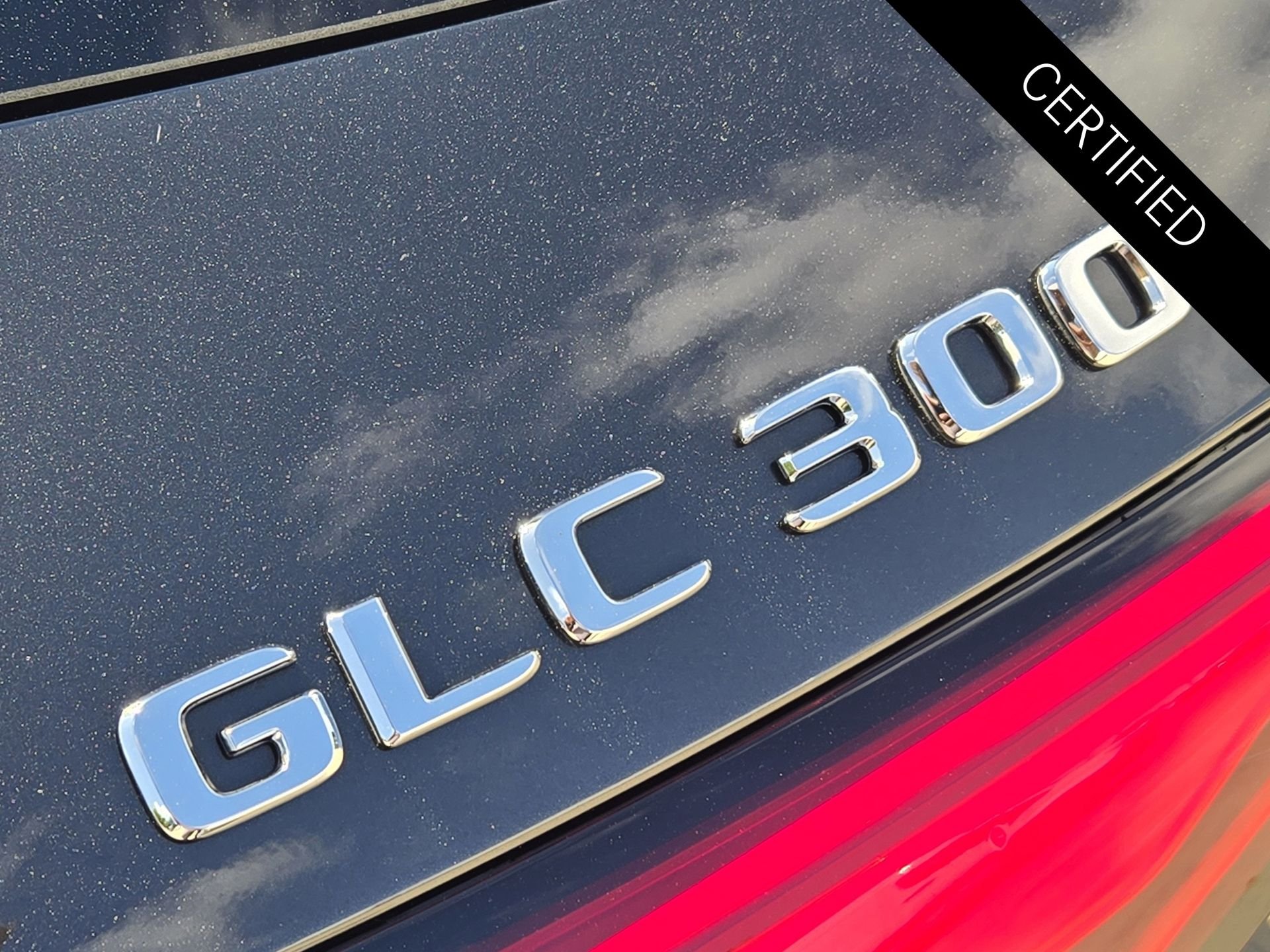 Certified Used 2026 Graphite Grey Metallic Mercedes-Benz GLC 300 image 13