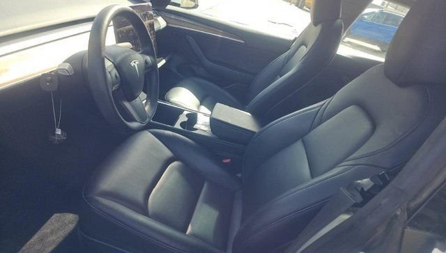 Used 2023 White Tesla Base image 6