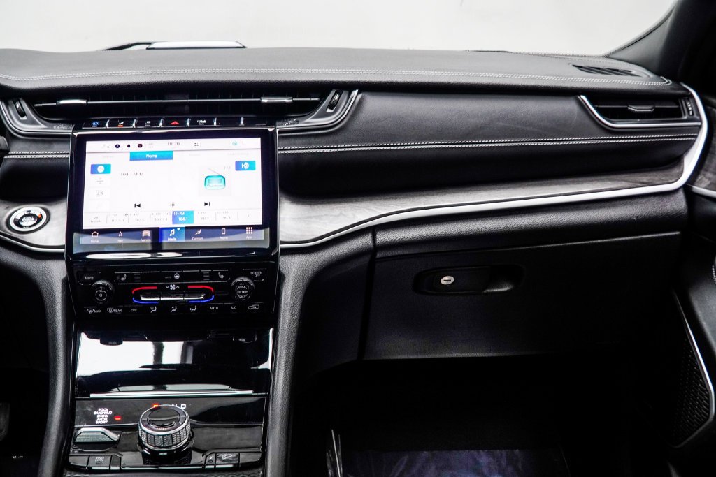 Used 2024 Black Jeep 4xe image 22