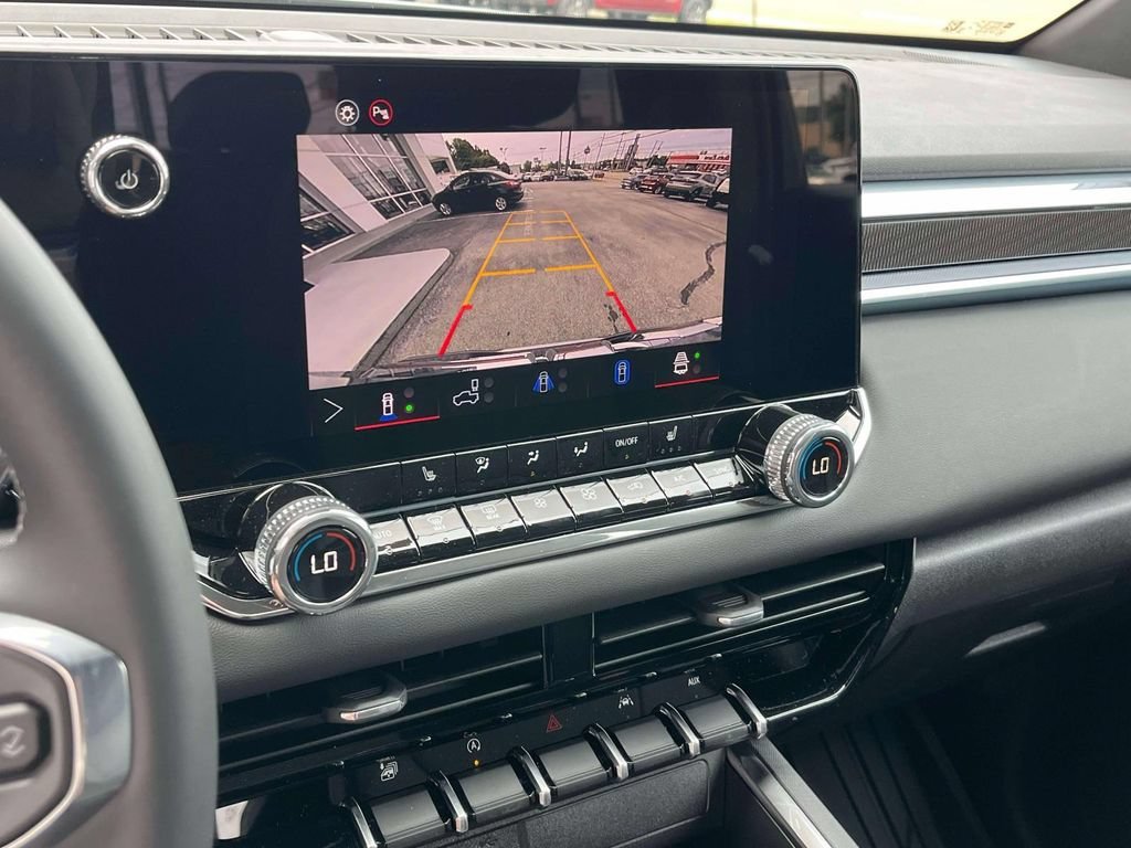 New 2026 Sterling Metallic GMC Elevation image 28