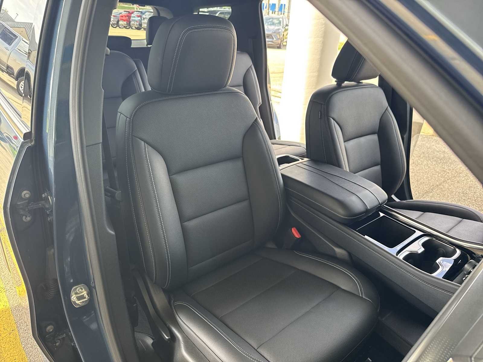 2026 Chevrolet Traverse LT - Photo 25