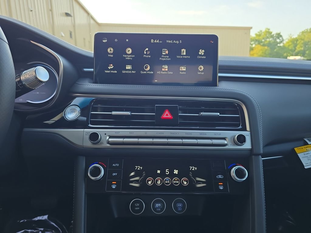 2026 GENESIS G70 Standard - Photo 21