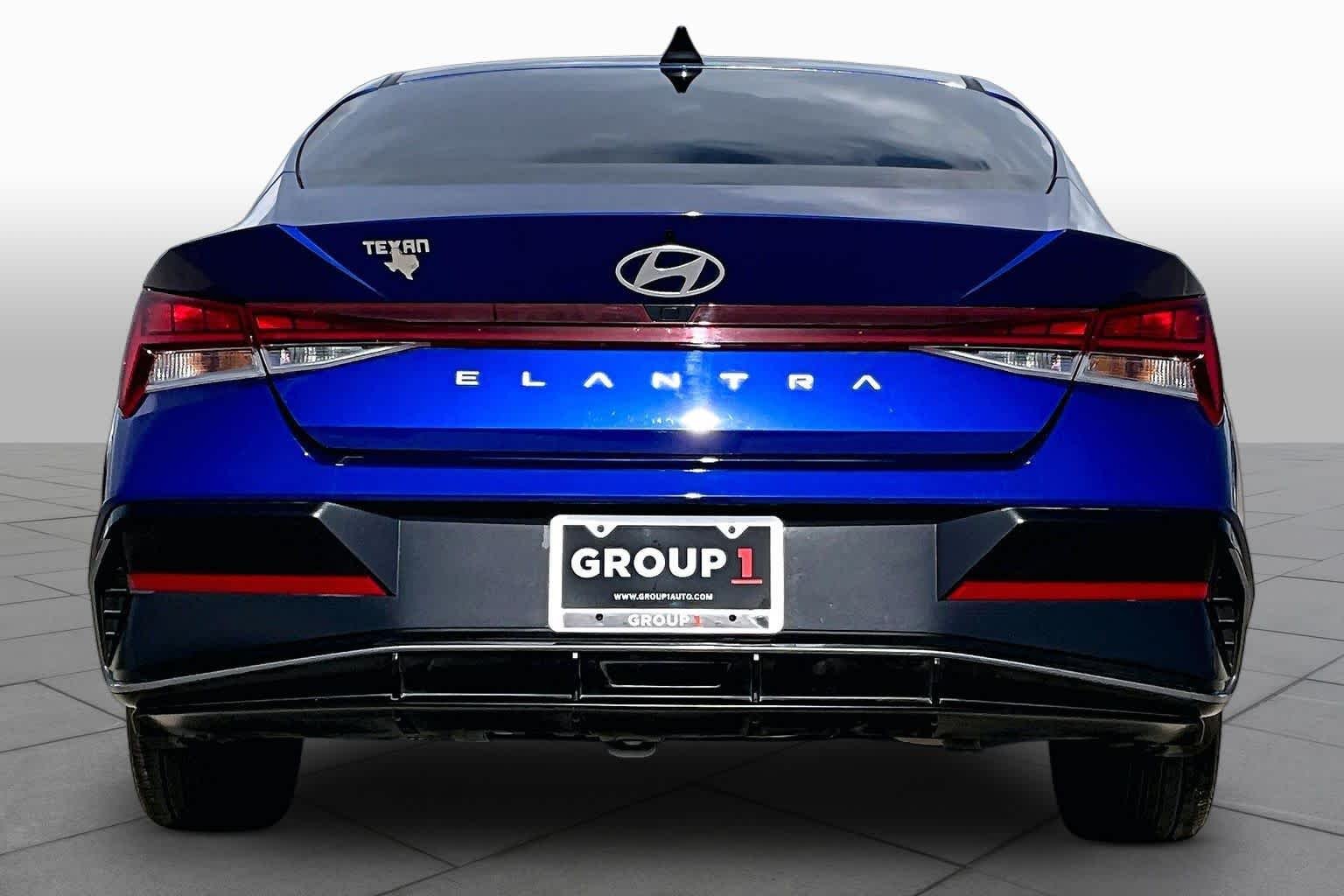 Used 2024 Intense Blue Hyundai SEL image 5