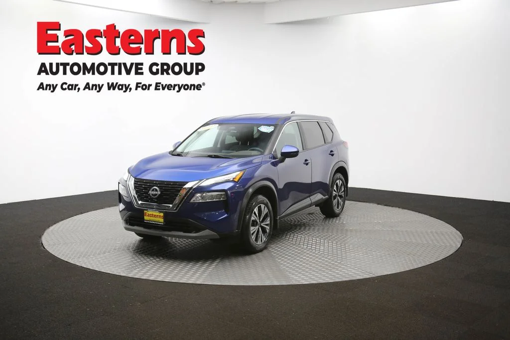 Used 2022 Blue Nissan SV image 53