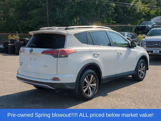 Used 2016 White Toyota XLE image 13