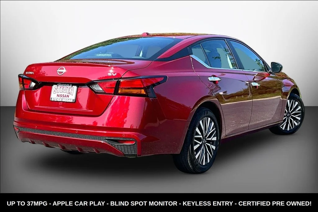 Used 2024 Red Nissan 2.5 SV image 6
