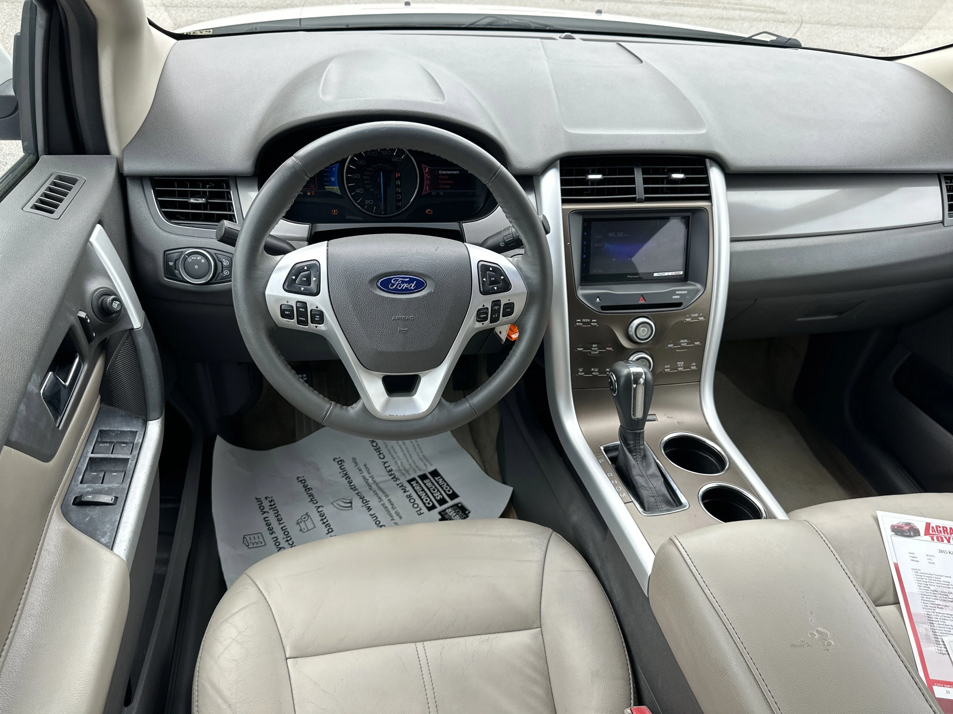 Used 2011 White Platinum Metallic Tri-Coat Ford SEL image 22