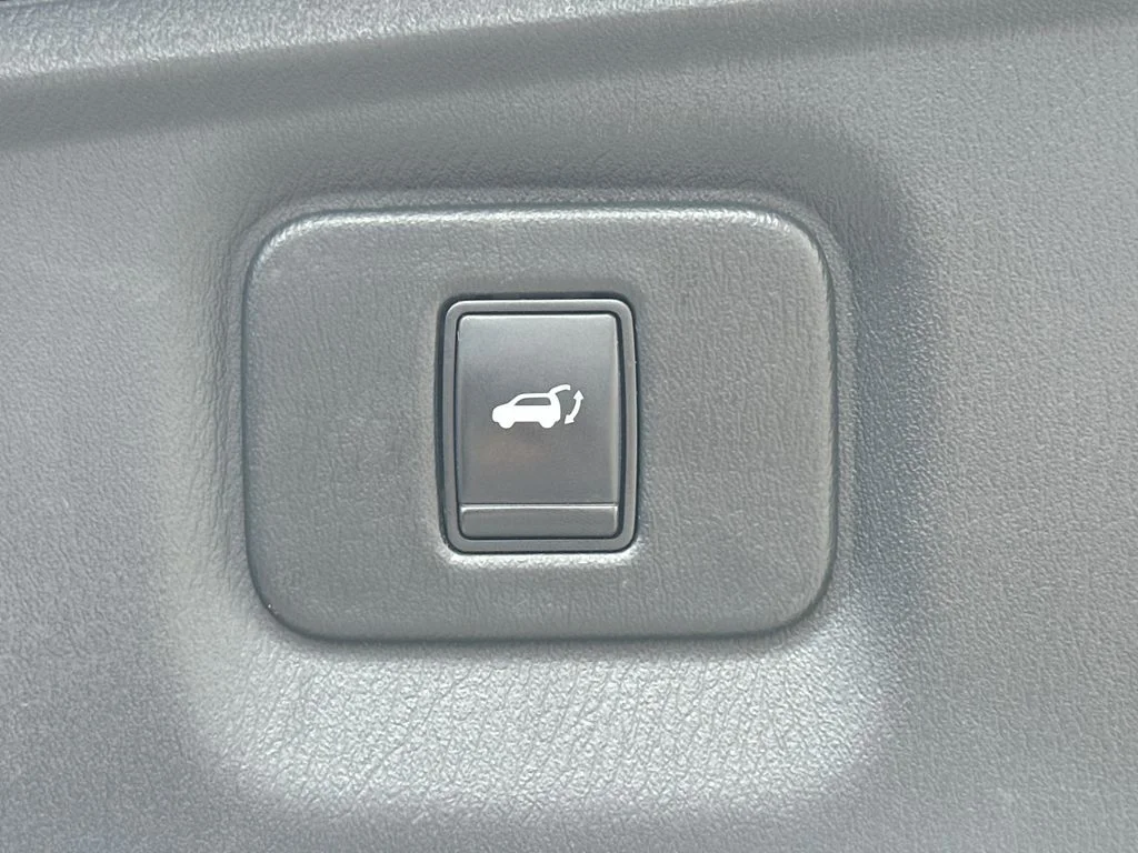 Used 2020 Gray INFINITI LUXE image 16
