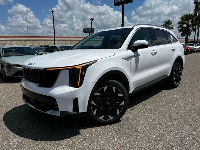 New 2026 White Kia EX image 3