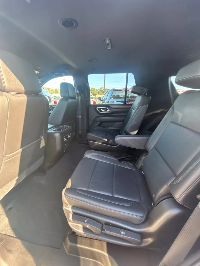 Used 2021 White Chevrolet LT image 19