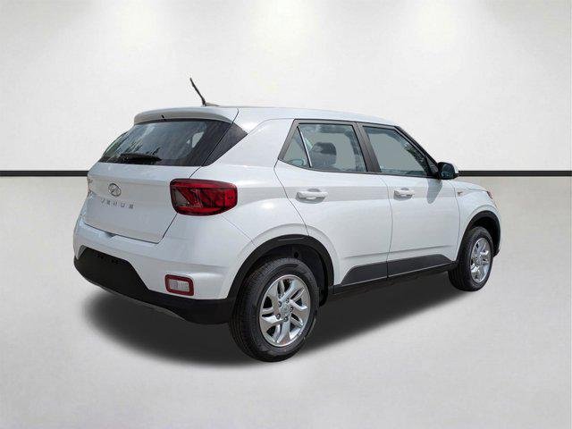 New 2026 Lunar White Hyundai SE image 5
