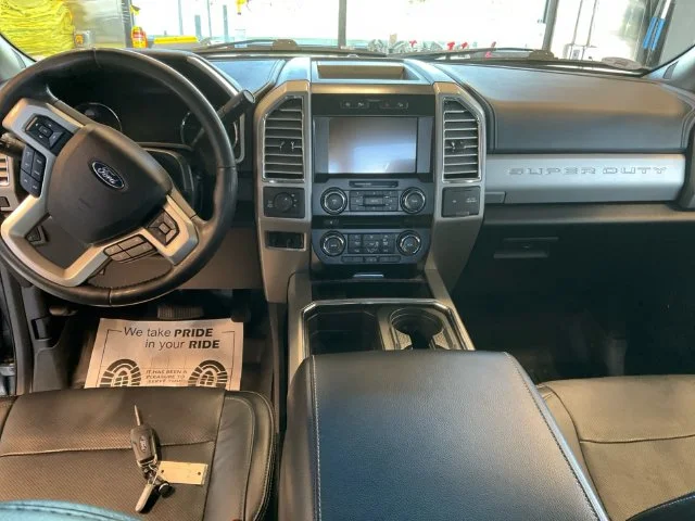 Used 2017 Magnetic Ford Lariat image 16